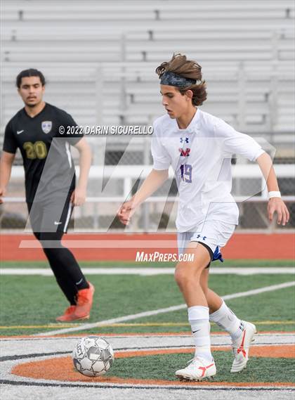 Thumbnail 1 in Queen Creek vs. Mountain View  (Coyote Classic Soccer Tournament) photogallery.