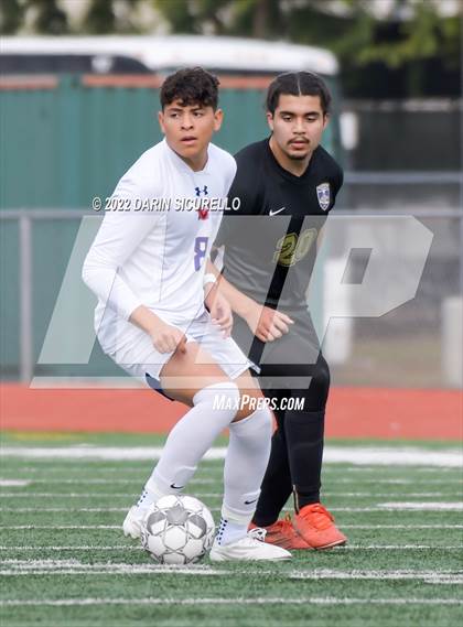 Thumbnail 1 in Queen Creek vs. Mountain View  (Coyote Classic Soccer Tournament) photogallery.