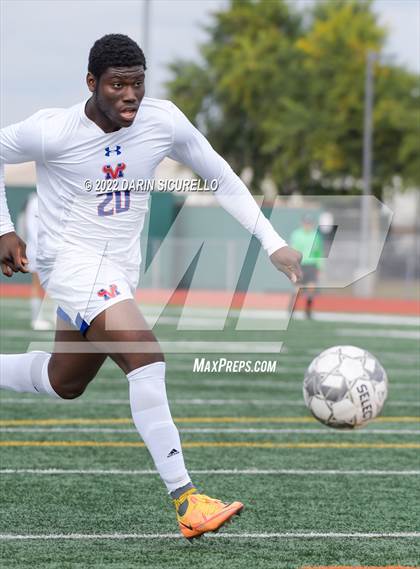 Thumbnail 2 in Queen Creek vs. Mountain View  (Coyote Classic Soccer Tournament) photogallery.