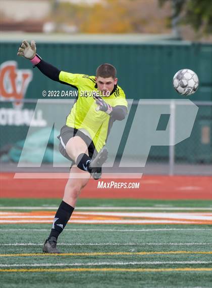 Thumbnail 2 in Queen Creek vs. Mountain View  (Coyote Classic Soccer Tournament) photogallery.