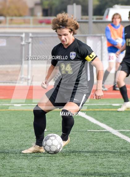 Thumbnail 1 in Queen Creek vs. Mountain View  (Coyote Classic Soccer Tournament) photogallery.