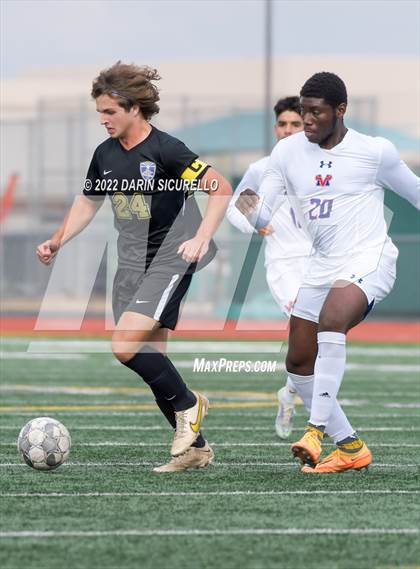 Thumbnail 3 in Queen Creek vs. Mountain View  (Coyote Classic Soccer Tournament) photogallery.