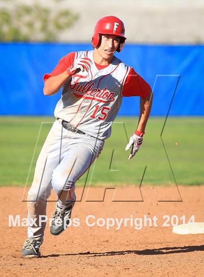 Thumbnail 1 in Fullerton @ Los Altos photogallery.
