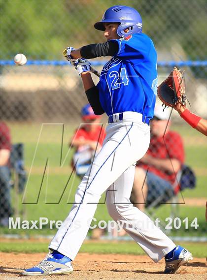 Thumbnail 1 in Fullerton @ Los Altos photogallery.
