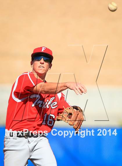 Thumbnail 1 in Fullerton @ Los Altos photogallery.