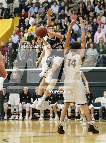 Thumbnail 3 in Sutherland vs. Mendon (Rainbow Classic) photogallery.