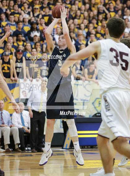 Thumbnail 2 in Sutherland vs. Mendon (Rainbow Classic) photogallery.