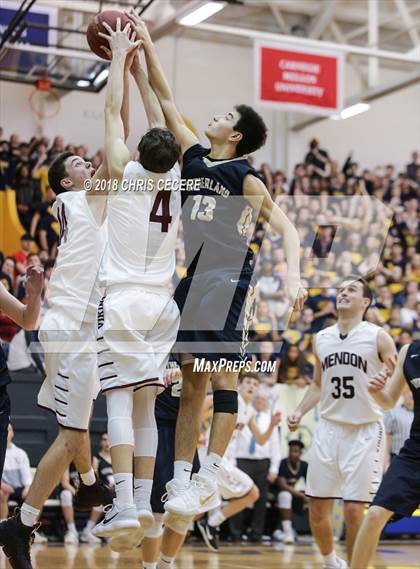Thumbnail 3 in Sutherland vs. Mendon (Rainbow Classic) photogallery.