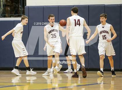 Thumbnail 2 in Sutherland vs. Mendon (Rainbow Classic) photogallery.
