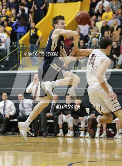 Thumbnail 3 in Sutherland vs. Mendon (Rainbow Classic) photogallery.