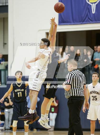 Thumbnail 2 in Sutherland vs. Mendon (Rainbow Classic) photogallery.