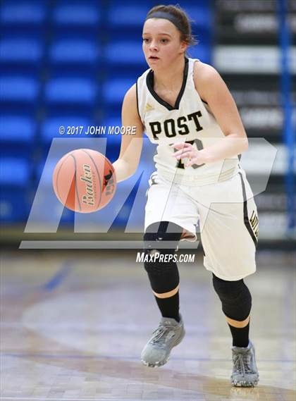Thumbnail 2 in Post vs Lockney (UIL 2A Bi-District Playoff) photogallery.