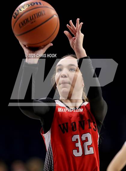 Thumbnail 3 in St. Augustine Catholic vs Desert Christian (McKale Center) photogallery.
