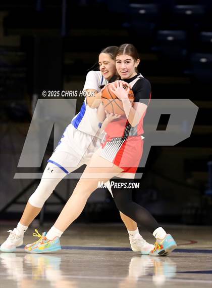 Thumbnail 2 in St. Augustine Catholic vs Desert Christian (McKale Center) photogallery.