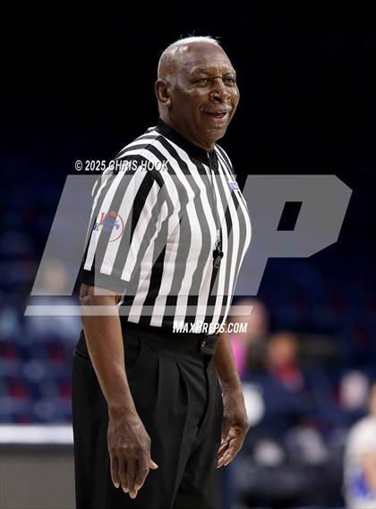 Thumbnail 2 in St. Augustine Catholic vs Desert Christian (McKale Center) photogallery.