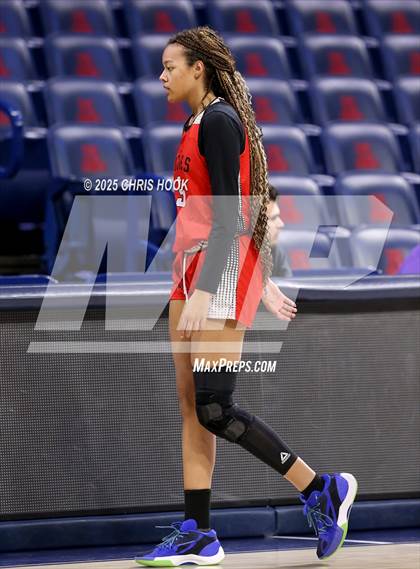 Thumbnail 1 in St. Augustine Catholic vs Desert Christian (McKale Center) photogallery.