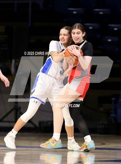 Thumbnail 3 in St. Augustine Catholic vs Desert Christian (McKale Center) photogallery.