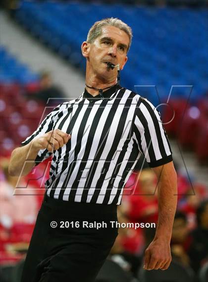 Thumbnail 3 in Redding Christian vs. Vacaville Christian (At Sleep Train Arena) photogallery.