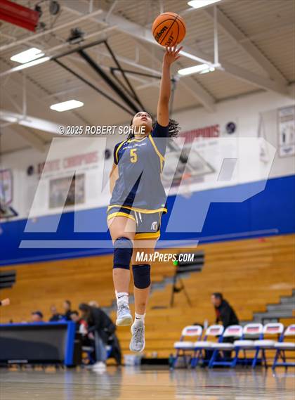 Thumbnail 3 in Chico vs. Oak Ridge (Folsom Vista Winter Classic) photogallery.