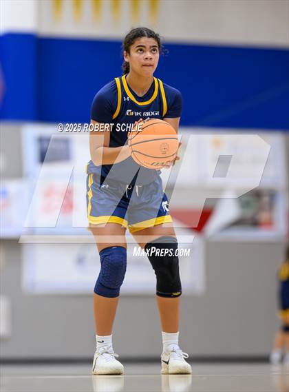 Thumbnail 3 in Chico vs. Oak Ridge (Folsom Vista Winter Classic) photogallery.