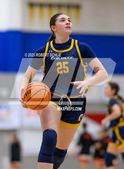 Thumbnail 3 in Chico vs. Oak Ridge (Folsom Vista Winter Classic) photogallery.