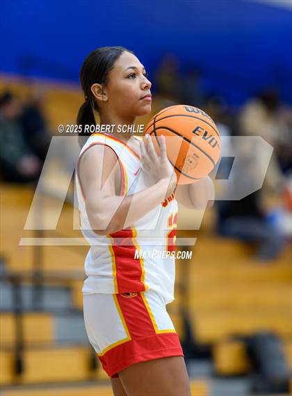 Thumbnail 1 in Chico vs. Oak Ridge (Folsom Vista Winter Classic) photogallery.