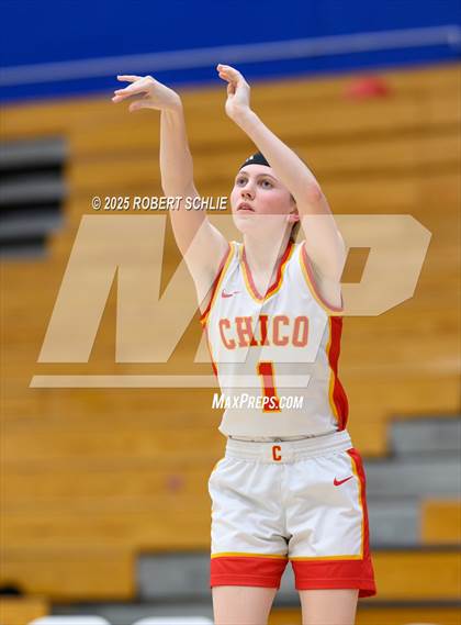 Thumbnail 1 in Chico vs. Oak Ridge (Folsom Vista Winter Classic) photogallery.