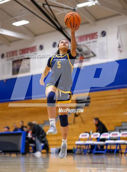 Thumbnail 2 in Chico vs. Oak Ridge (Folsom Vista Winter Classic) photogallery.