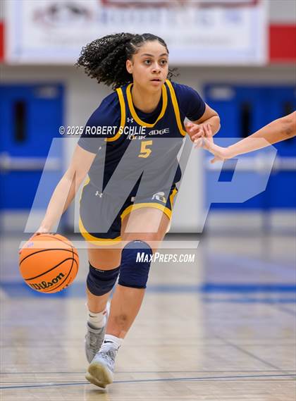 Thumbnail 3 in Chico vs. Oak Ridge (Folsom Vista Winter Classic) photogallery.