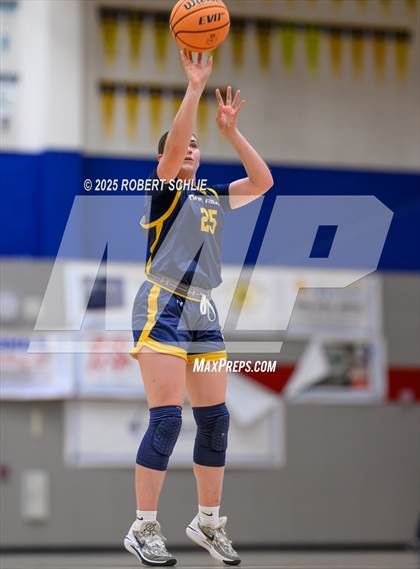 Thumbnail 1 in Chico vs. Oak Ridge (Folsom Vista Winter Classic) photogallery.