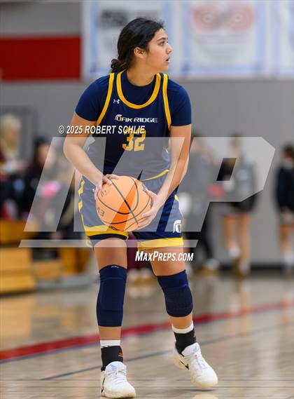 Thumbnail 1 in Chico vs. Oak Ridge (Folsom Vista Winter Classic) photogallery.