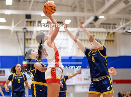 Thumbnail 2 in Chico vs. Oak Ridge (Folsom Vista Winter Classic) photogallery.