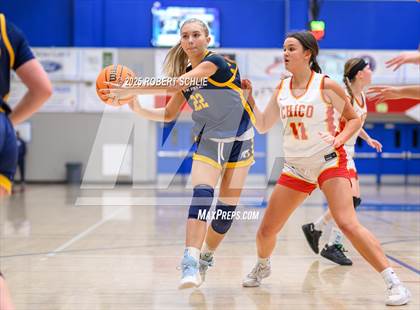 Thumbnail 1 in Chico vs. Oak Ridge (Folsom Vista Winter Classic) photogallery.