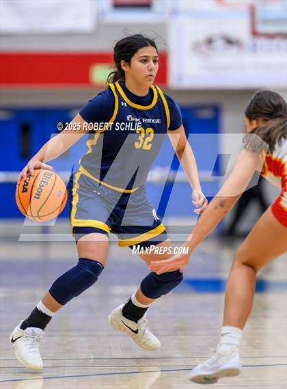 Thumbnail 2 in Chico vs. Oak Ridge (Folsom Vista Winter Classic) photogallery.