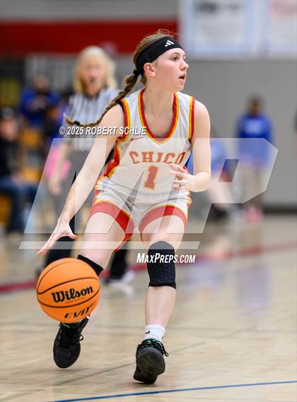 Thumbnail 2 in Chico vs. Oak Ridge (Folsom Vista Winter Classic) photogallery.