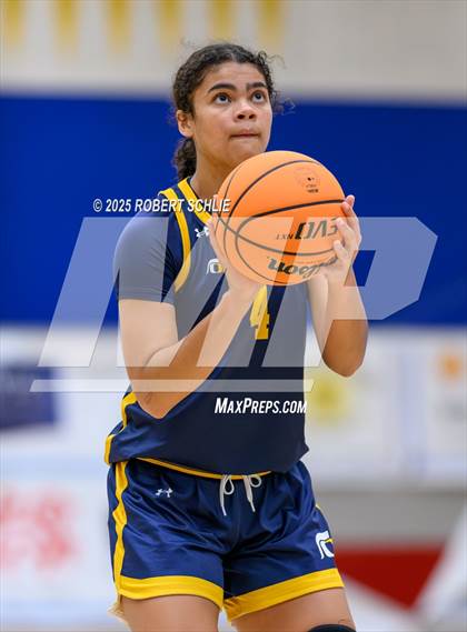 Thumbnail 1 in Chico vs. Oak Ridge (Folsom Vista Winter Classic) photogallery.