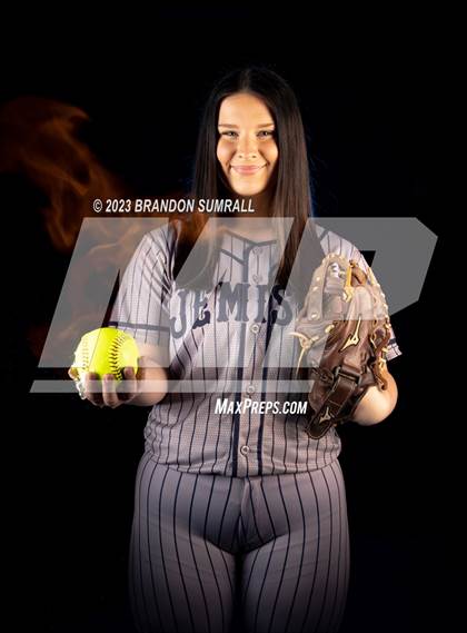 Thumbnail 3 in Jemison (Team & Individuals) photogallery.