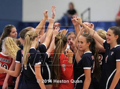 Thumbnail 1 in Mater Dei vs Tesoro (Mohs Classic) photogallery.