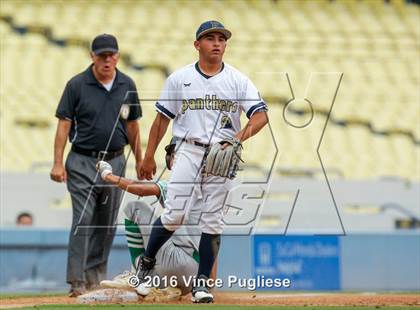 Thumbnail 2 in Eagle Rock vs. Franklin (L.A. City Section D2 Final) photogallery.