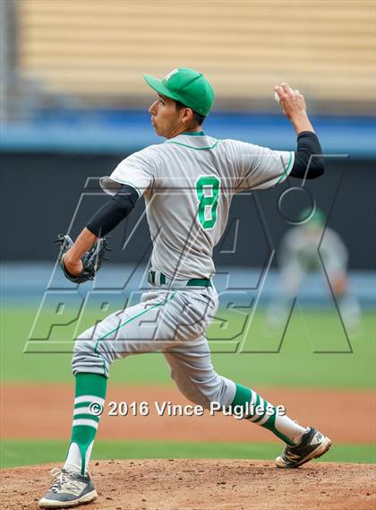 Thumbnail 1 in Eagle Rock vs. Franklin (L.A. City Section D2 Final) photogallery.