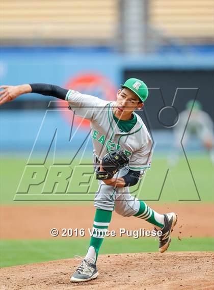 Thumbnail 1 in Eagle Rock vs. Franklin (L.A. City Section D2 Final) photogallery.