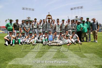 Thumbnail 1 in Eagle Rock vs. Franklin (L.A. City Section D2 Final) photogallery.