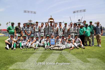 Thumbnail 2 in Eagle Rock vs. Franklin (L.A. City Section D2 Final) photogallery.