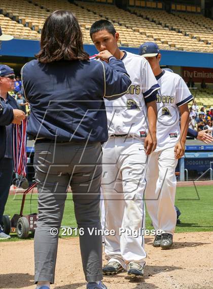 Thumbnail 1 in Eagle Rock vs. Franklin (L.A. City Section D2 Final) photogallery.