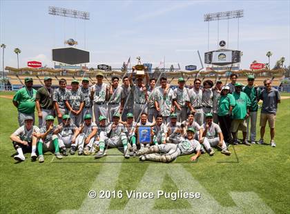Thumbnail 1 in Eagle Rock vs. Franklin (L.A. City Section D2 Final) photogallery.