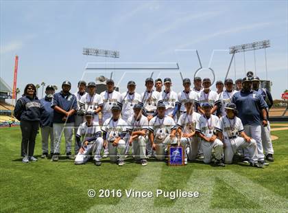 Thumbnail 2 in Eagle Rock vs. Franklin (L.A. City Section D2 Final) photogallery.
