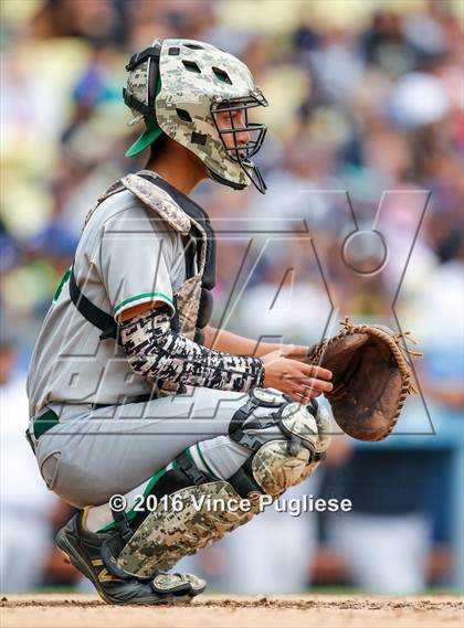 Thumbnail 2 in Eagle Rock vs. Franklin (L.A. City Section D2 Final) photogallery.