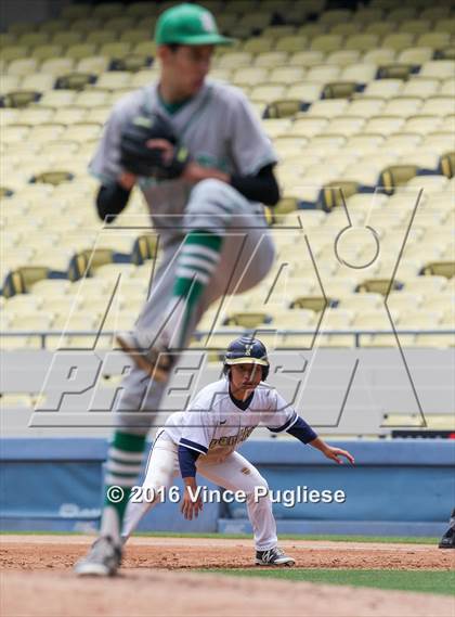 Thumbnail 1 in Eagle Rock vs. Franklin (L.A. City Section D2 Final) photogallery.
