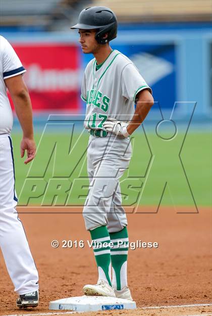 Thumbnail 2 in Eagle Rock vs. Franklin (L.A. City Section D2 Final) photogallery.