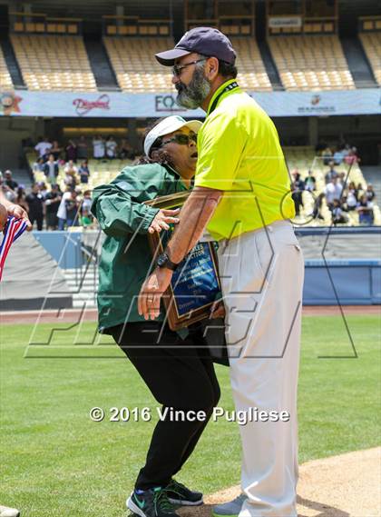 Thumbnail 1 in Eagle Rock vs. Franklin (L.A. City Section D2 Final) photogallery.